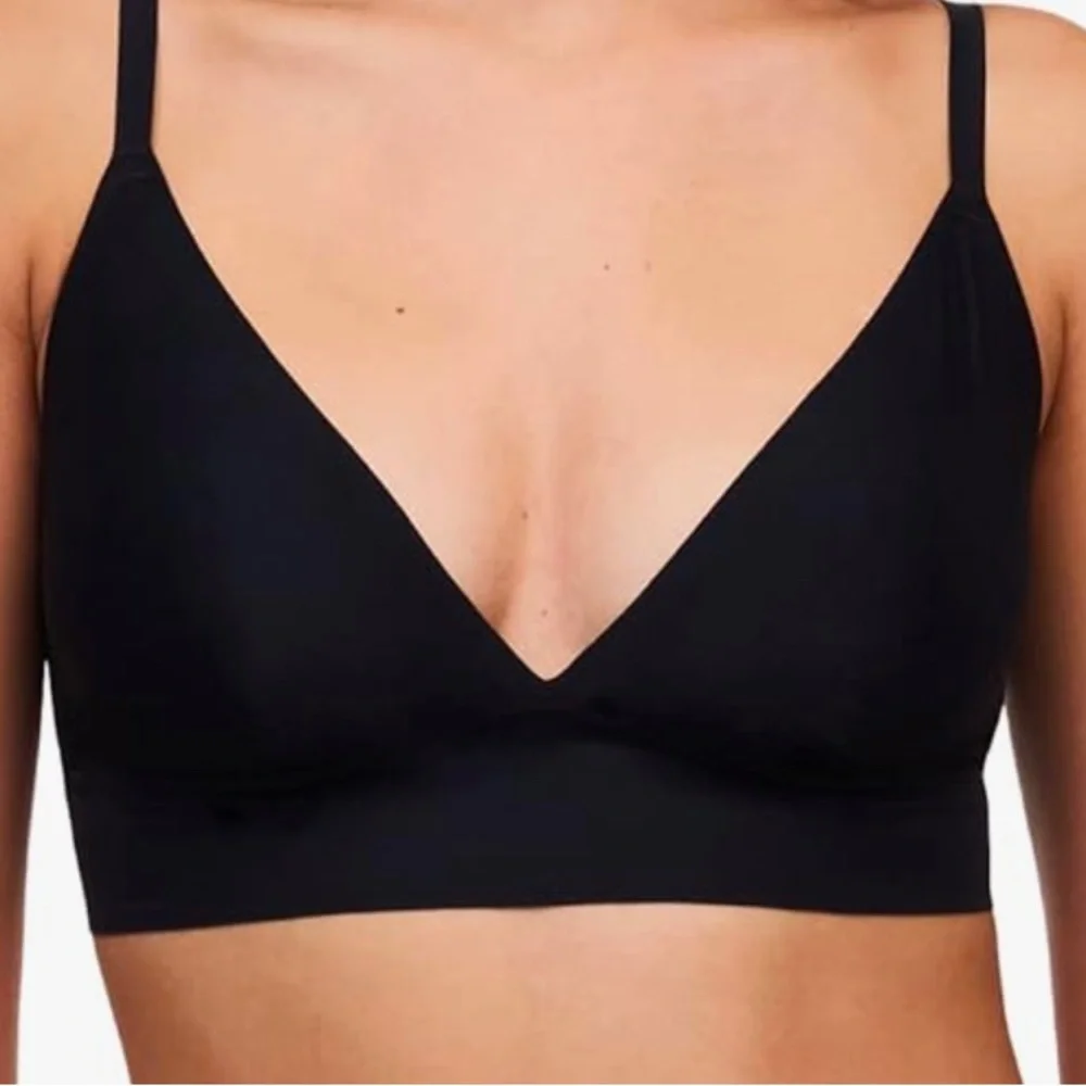 Chantelle SoftStretch Triangle Underwire Bra Black Size L Seamless Smooth Knit